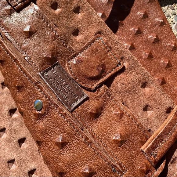 NWT Streets Ahead Embossed Rockstud Carryall Tote - Picture 4 of 5